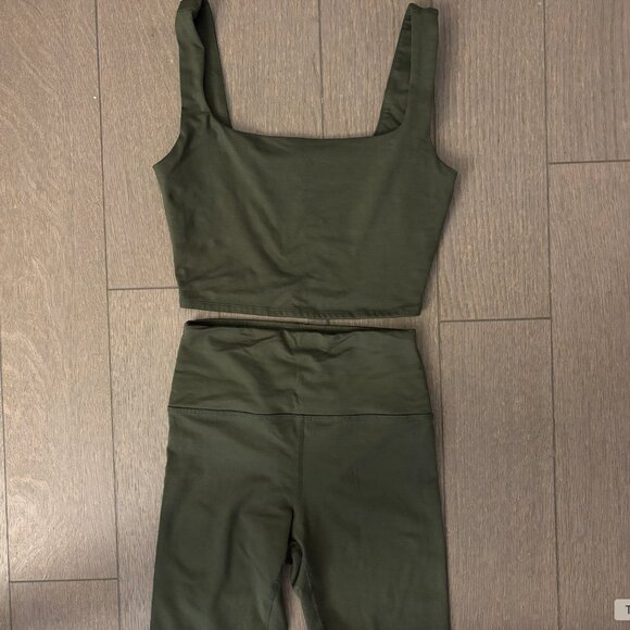 Reformation Tops - Reformation EcoStretch Workout Set